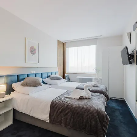Apart Otel Silver By Kramm - W Hotelowym Wydaniu Poznan